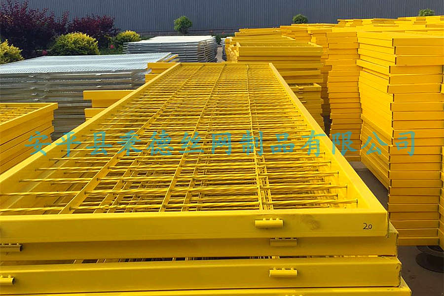 內(nèi)蒙古養(yǎng)豬場(chǎng)護(hù)欄